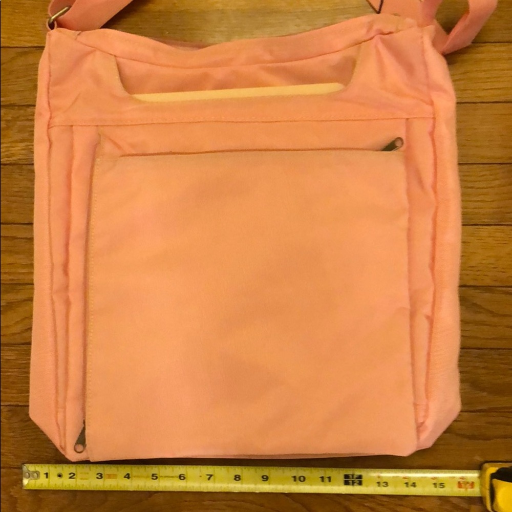 Buxton Messenger Bag - Picture 6 of 10